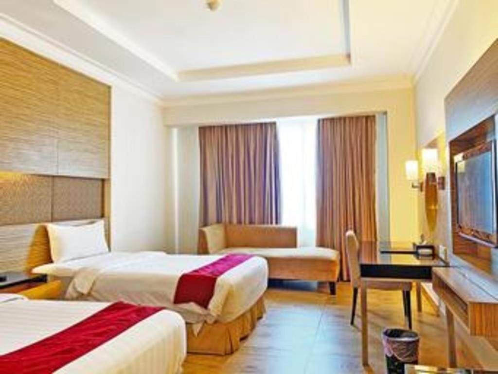 פדאנג Grand Basko Hotel מראה חיצוני תמונה