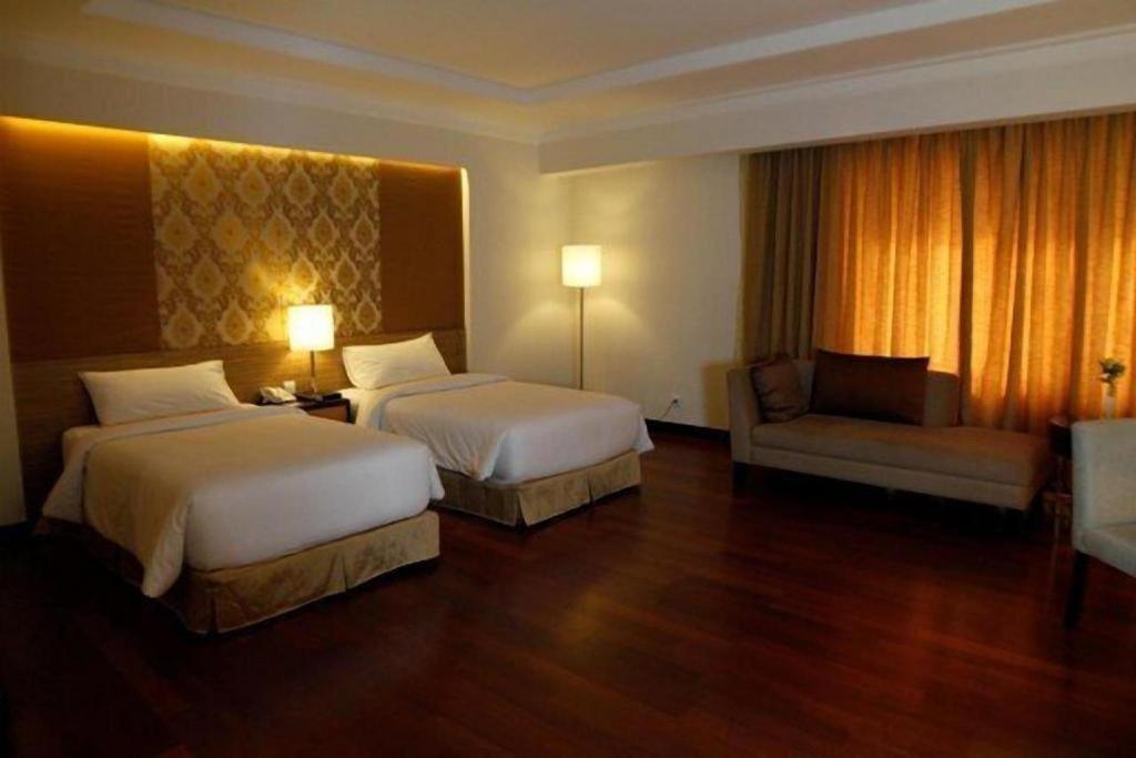 פדאנג Grand Basko Hotel מראה חיצוני תמונה