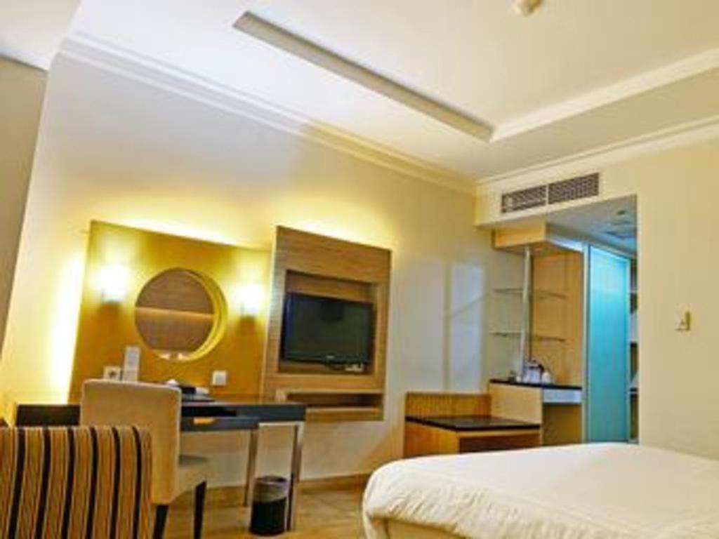 פדאנג Grand Basko Hotel מראה חיצוני תמונה