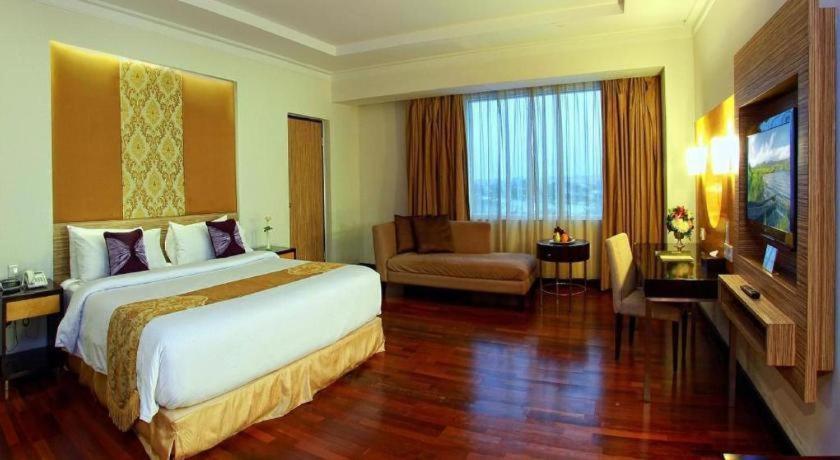 פדאנג Grand Basko Hotel מראה חיצוני תמונה